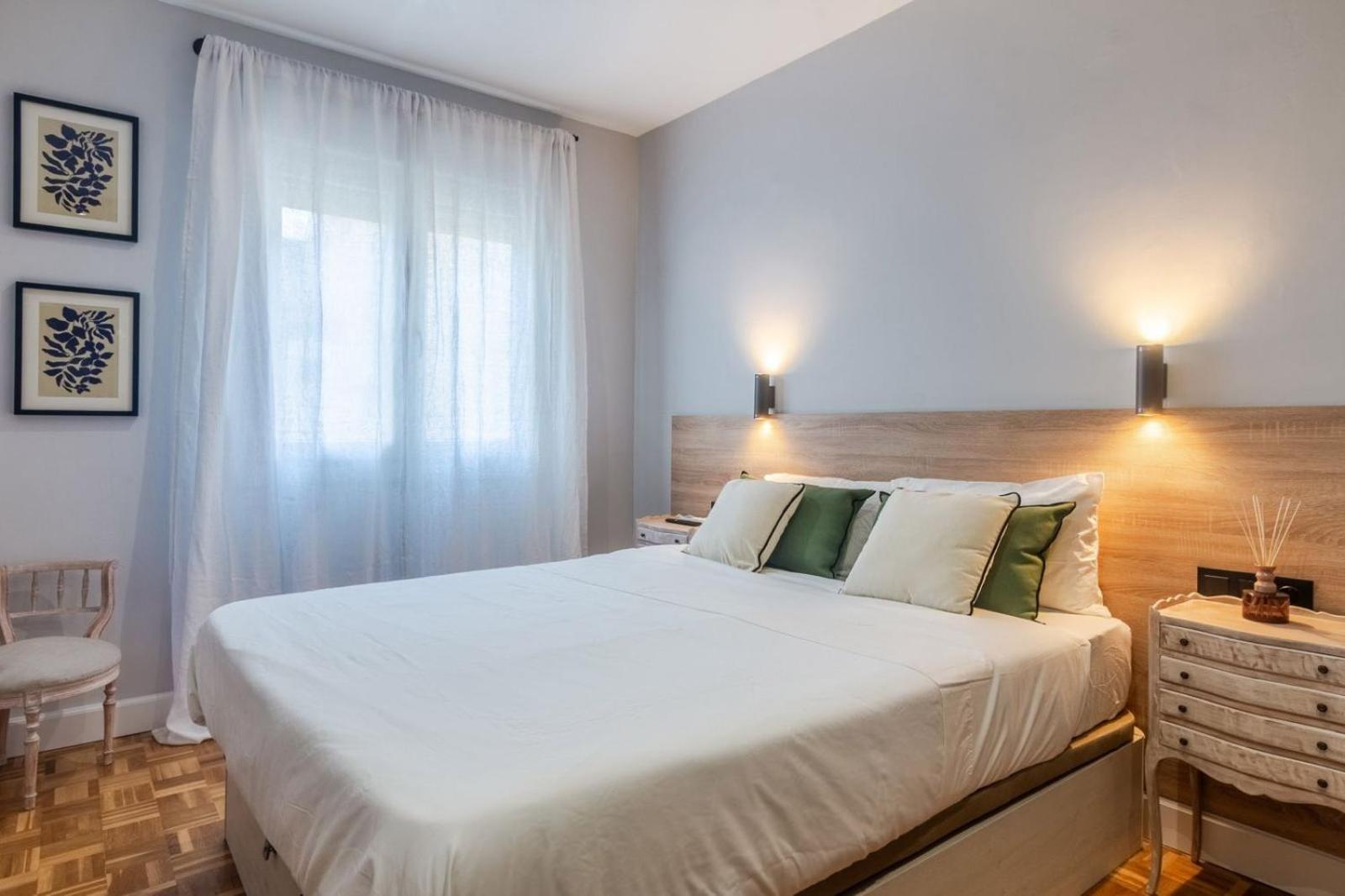Cervantes Luxury Apartment Малага Екстериор снимка