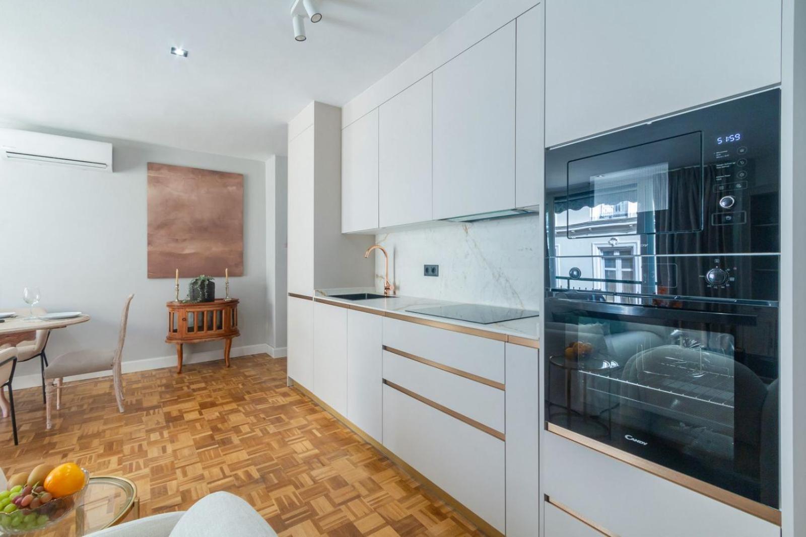 Cervantes Luxury Apartment Малага Екстериор снимка
