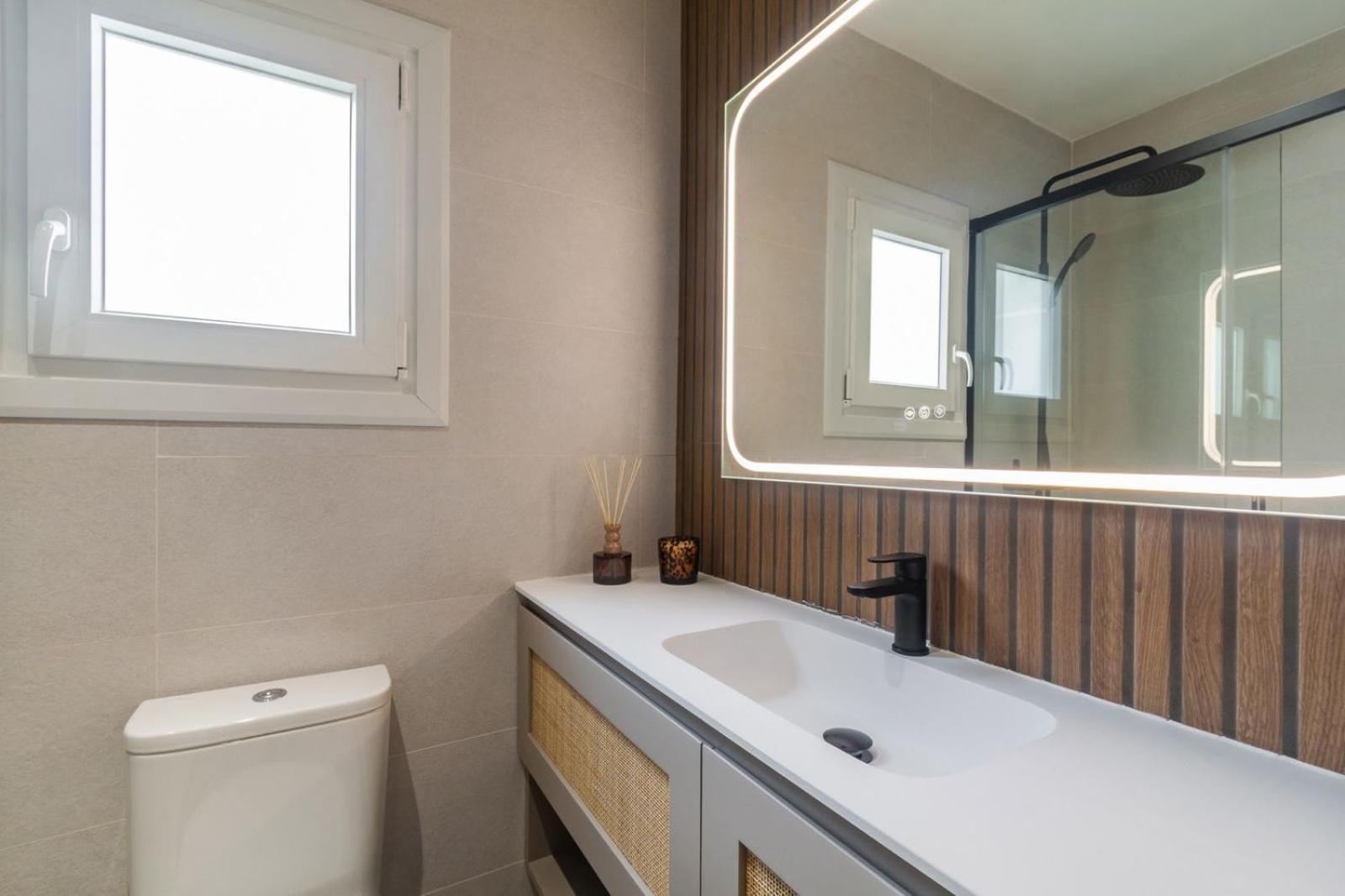 Cervantes Luxury Apartment Малага Екстериор снимка